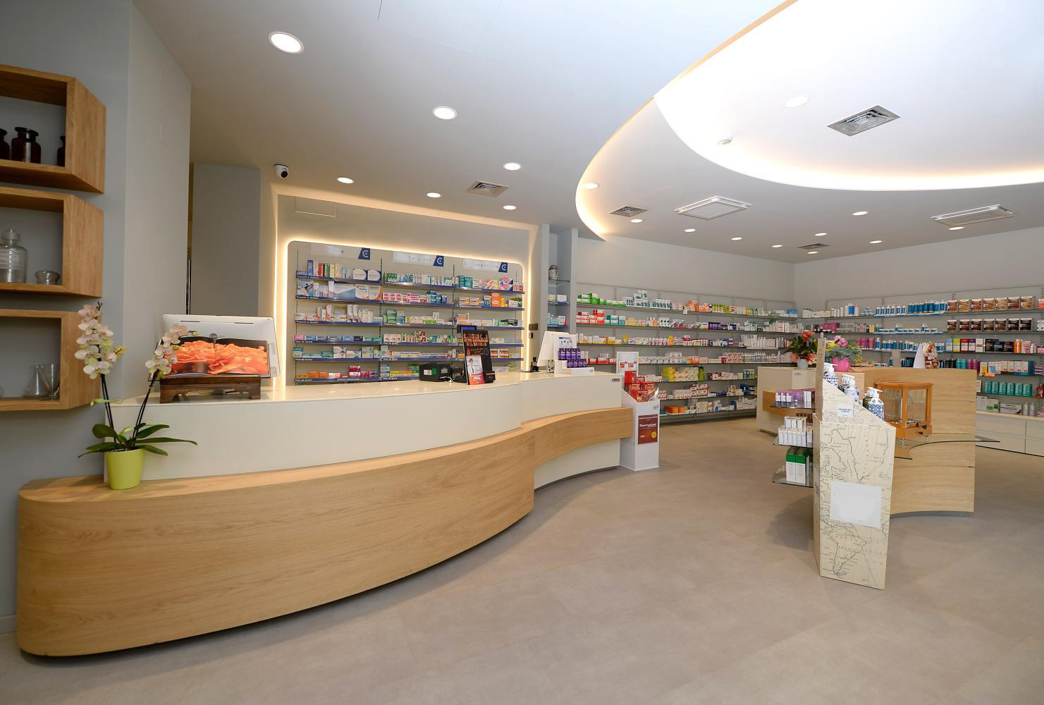 agencement de pharmacie - Architecte intérieure à Marseille - ad-design-archi.fr