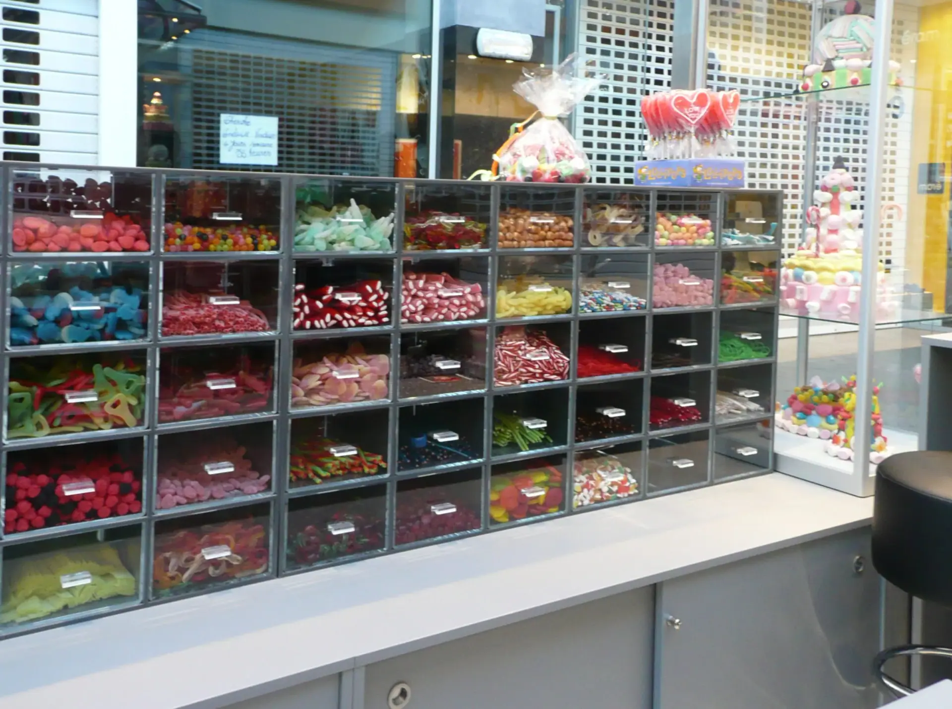 tiroirs bonbons - Architecte intérieure à Marseille - ad-design-archi.fr