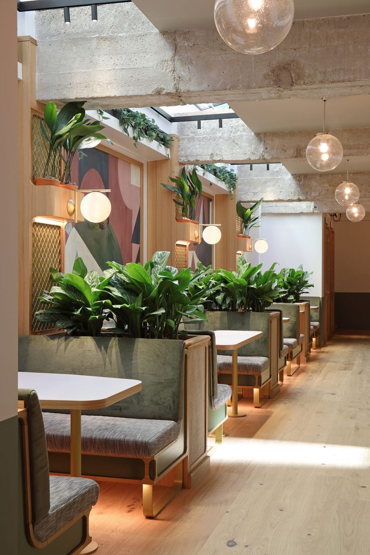 restaurant designer coloré - Architecte intérieure à Marseille - ad-design-archi.fr